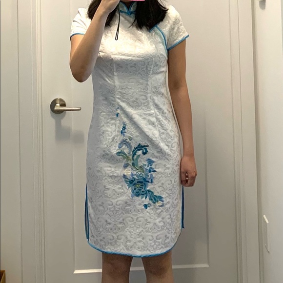 New! Qipao Chinese Traditional Dress - Picture 7 of 7